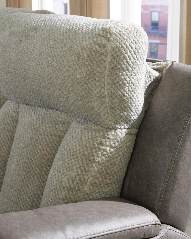 Stately Check Power Reclining Loveseat with Console