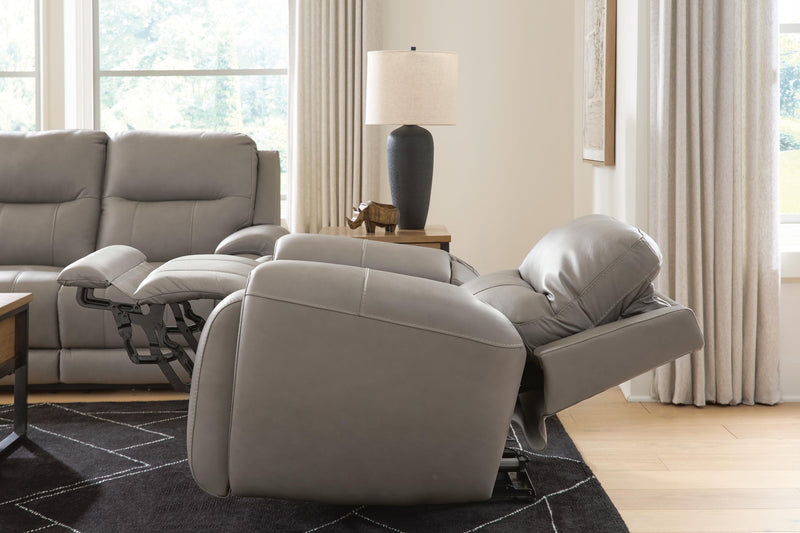 Trendsetter Power Reclining Sofa with Audio Seating